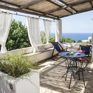 Il Gelso Vacanze Malfa (Salina)